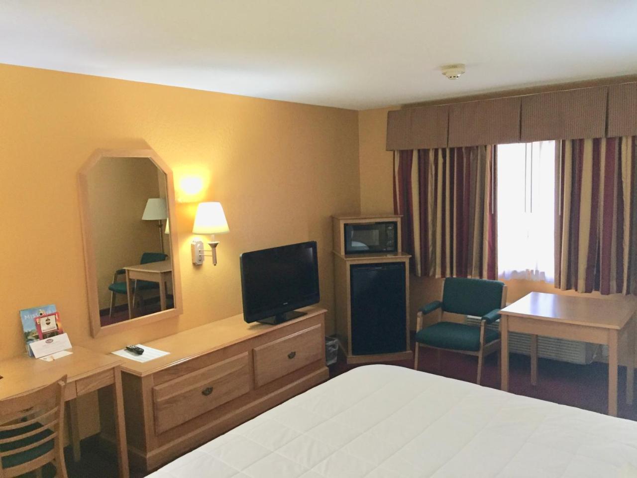 Parkfield Inn - Clinton Luaran gambar